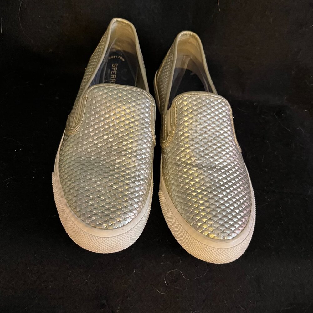 Sperry Women’s Silver-Tone/Platimum Memory Foam Slip-Ons - Picture 8 of 8